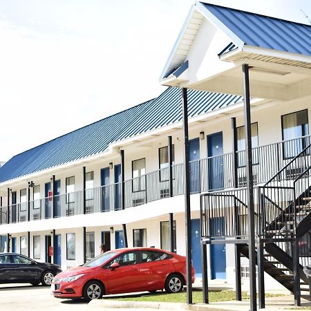 Bayfront Inn 빌럭시 외부 사진